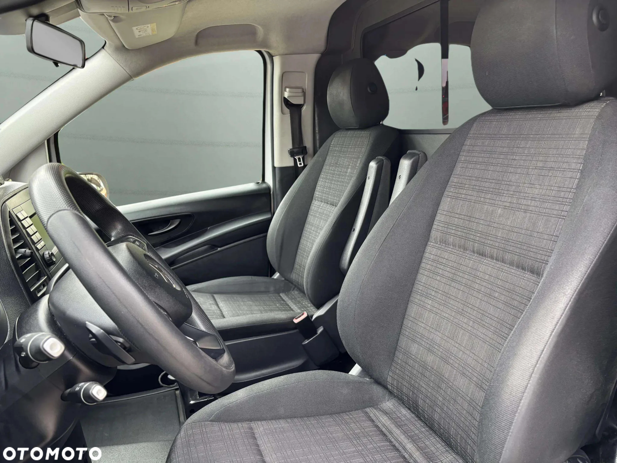 Mercedes-Benz Vito - 10