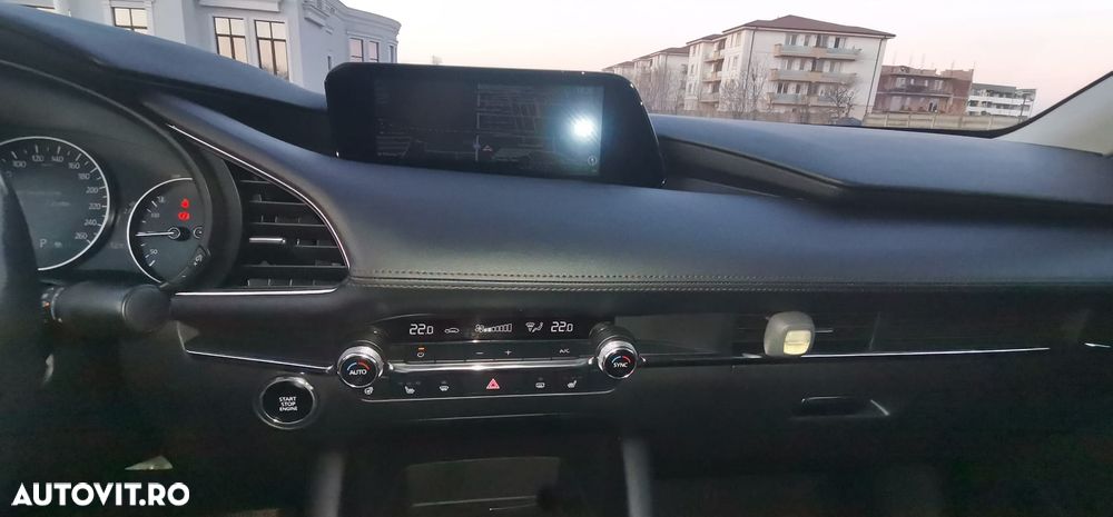 Mazda 3 e-Skyactiv X186 AT MHEV GT+ - 16