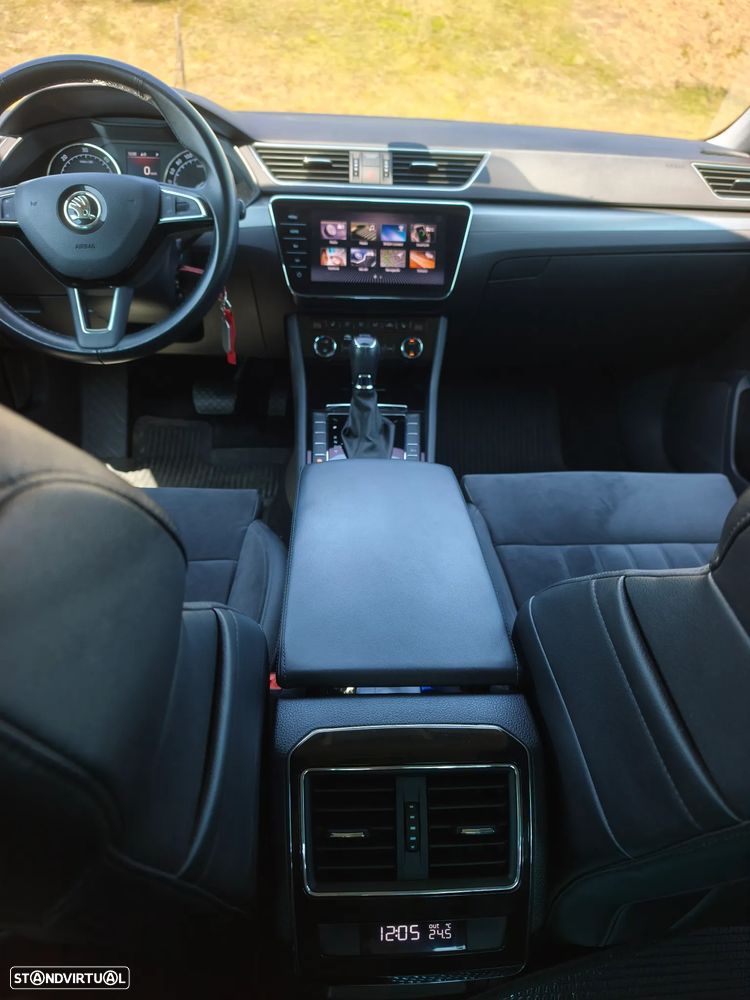 Skoda Superb 2.0 TDI Style DSG - 9