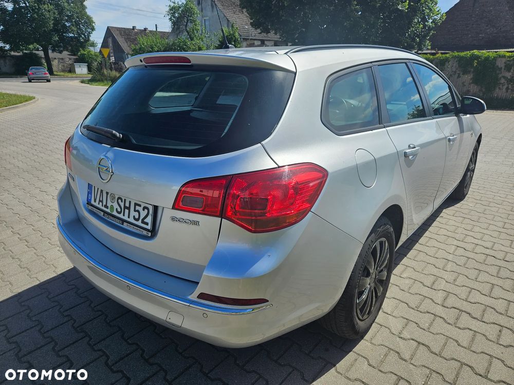 Opel Astra 1.6 CDTI DPF ecoFLEX Sports TourerStart/Stop Edition - 4