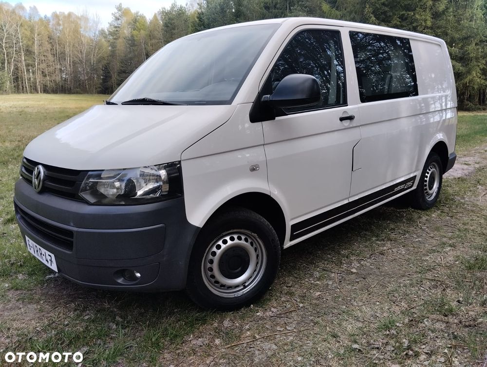 Volkswagen Transporter - 1