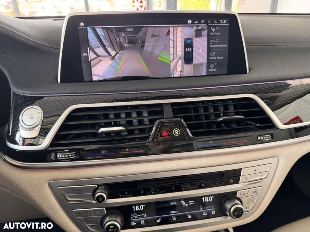 BMW Seria 7 745e - 5