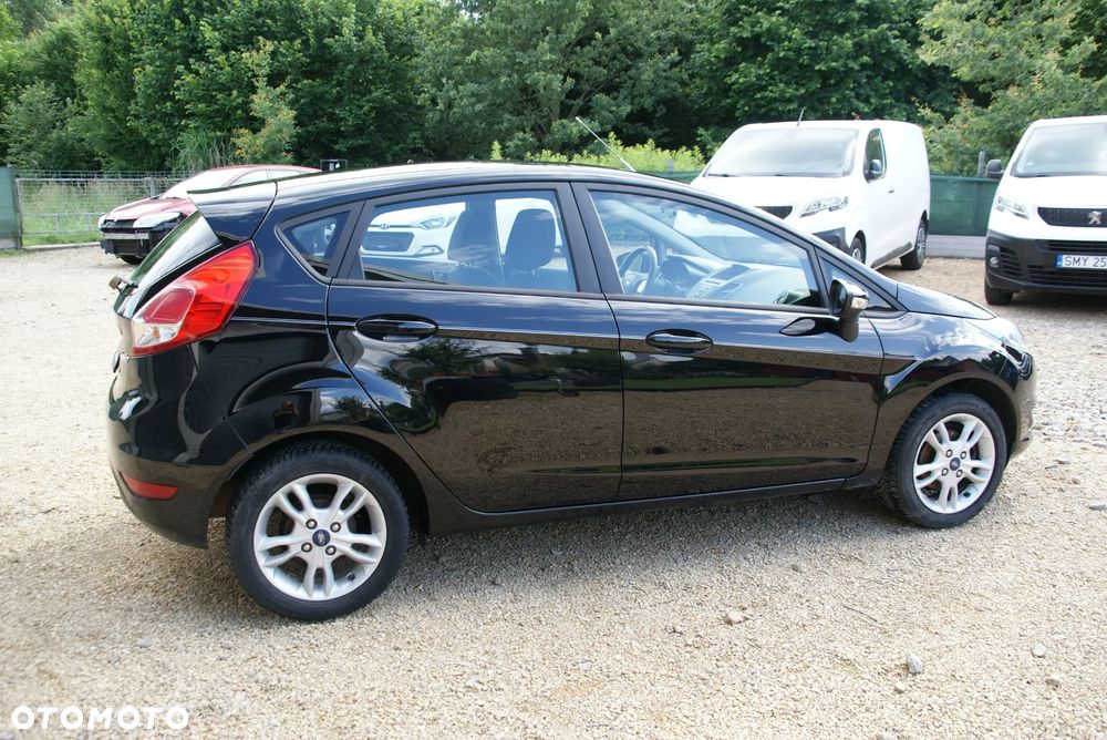 Ford Fiesta - 9