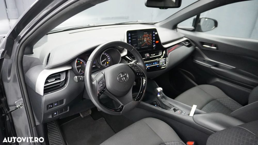 Toyota C-HR Hybrid Business-Edition - 14