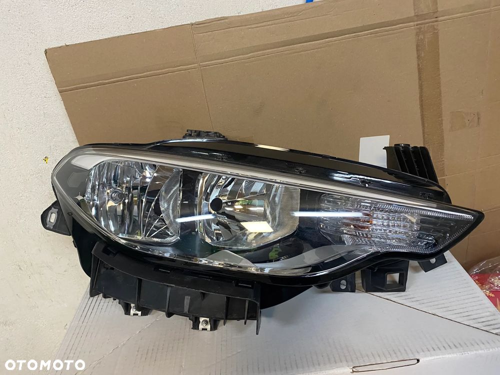 lampa tipo zwykła prawa eu cała - 1