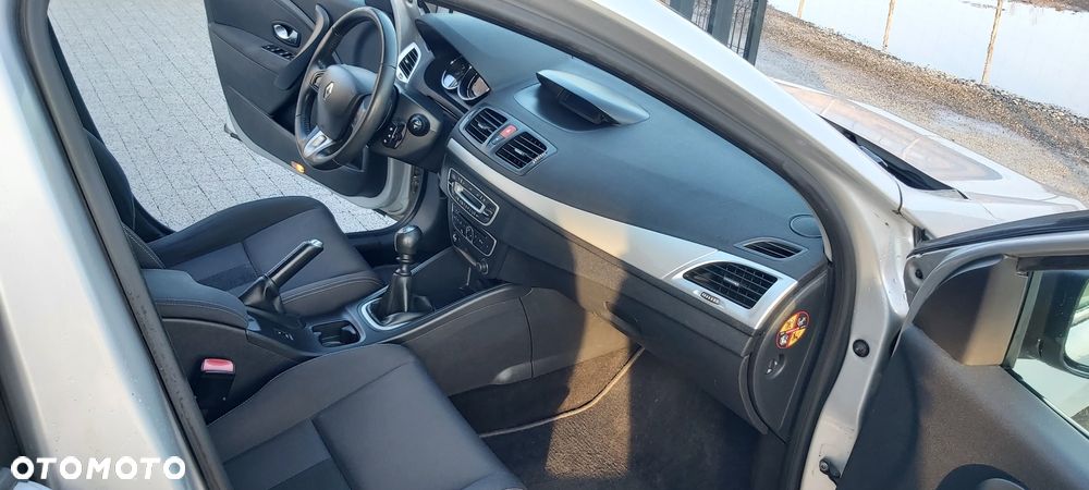 Renault Megane 1.5 dCi Expression - 8