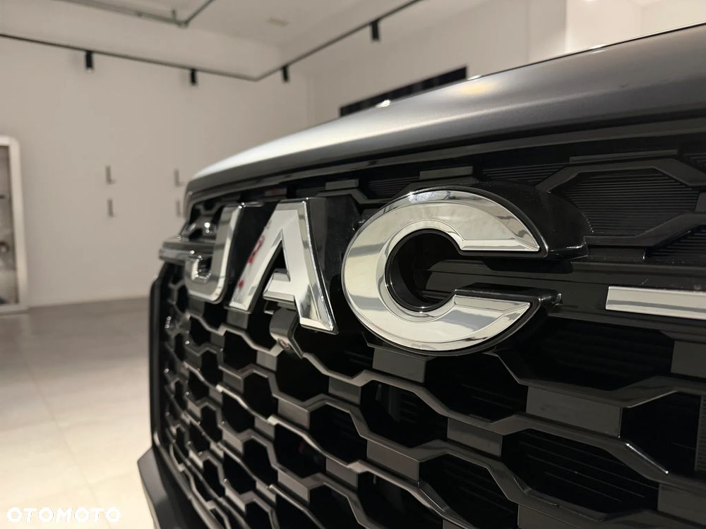 JAC T9 - 6