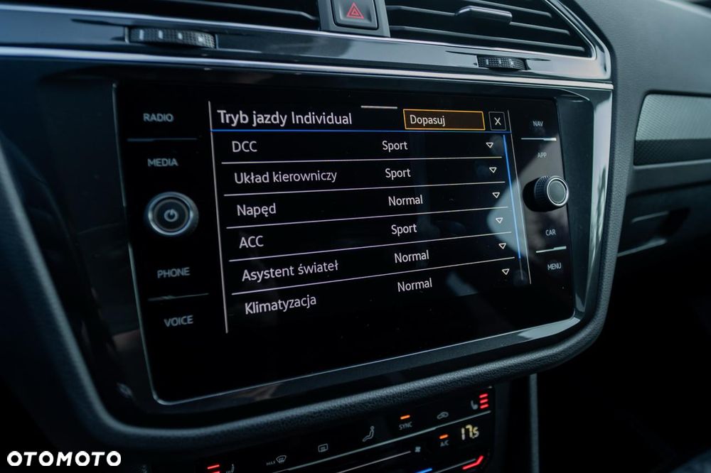 Volkswagen Tiguan 1.5 TSI EVO R-Line DSG - 23