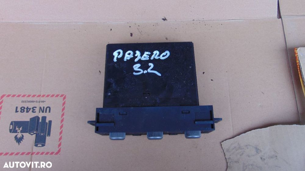 Comenzi AC caldura aer Mitsubishi Pajero mk3 2000-2006 dezmembrez - 3