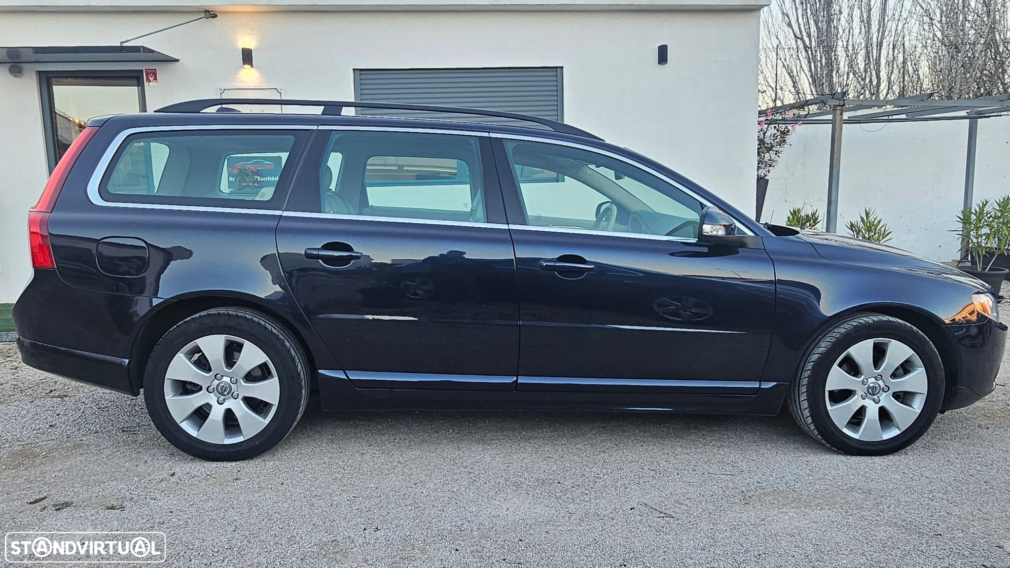 Volvo V70 2.0 D Summum - 4