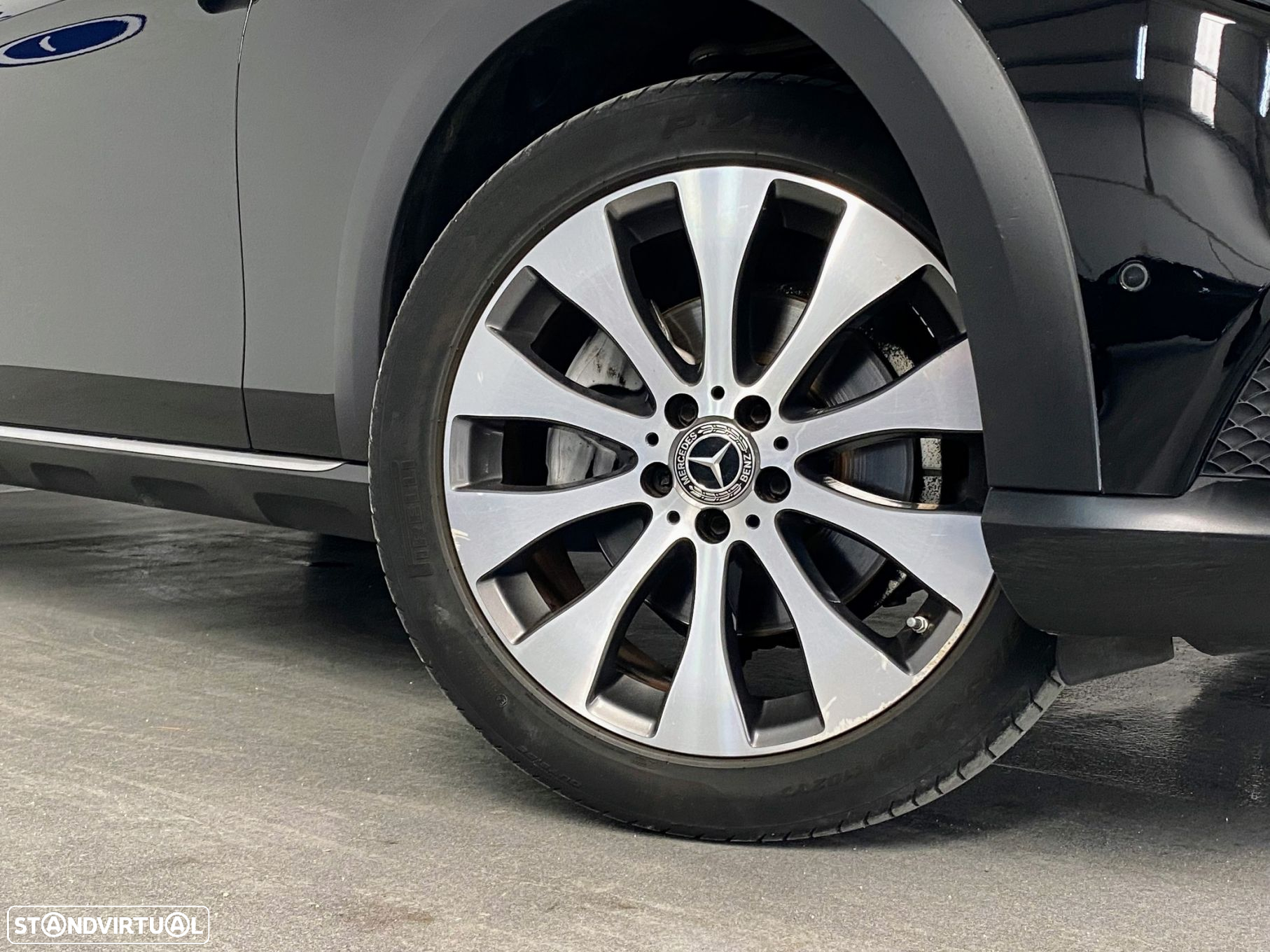 Mercedes-Benz E 220 d 4-Matic All Terrain Avantgarde - 44