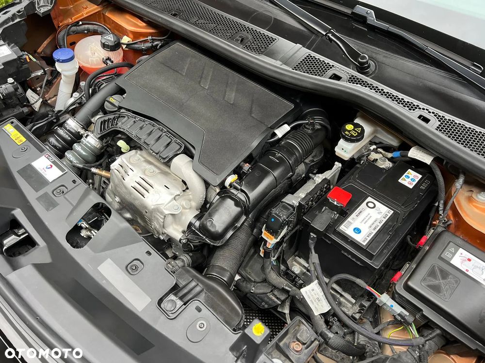 Peugeot 2008 PureTech 100 Style - 22