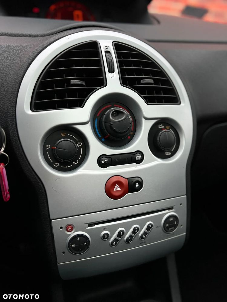 Renault Modus - 21