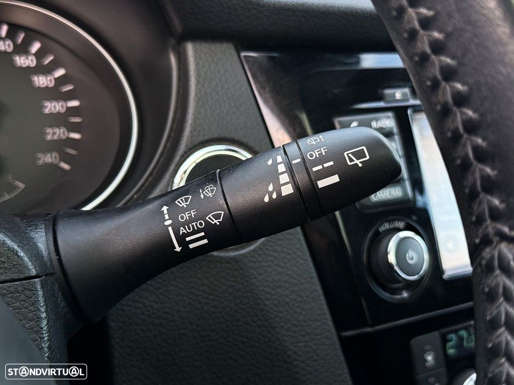 Nissan Qashqai 1.5 dCi N-Connecta - 23