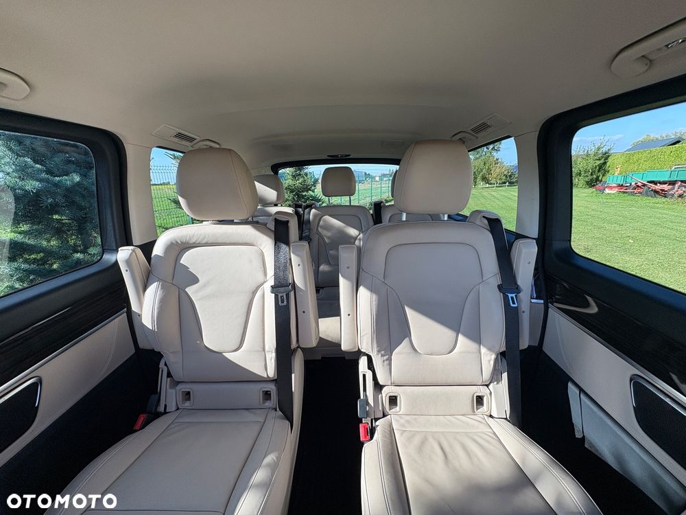 Mercedes-Benz Klasa V 300 d 4-Matic Avantgarde 9G-Tronic - 14