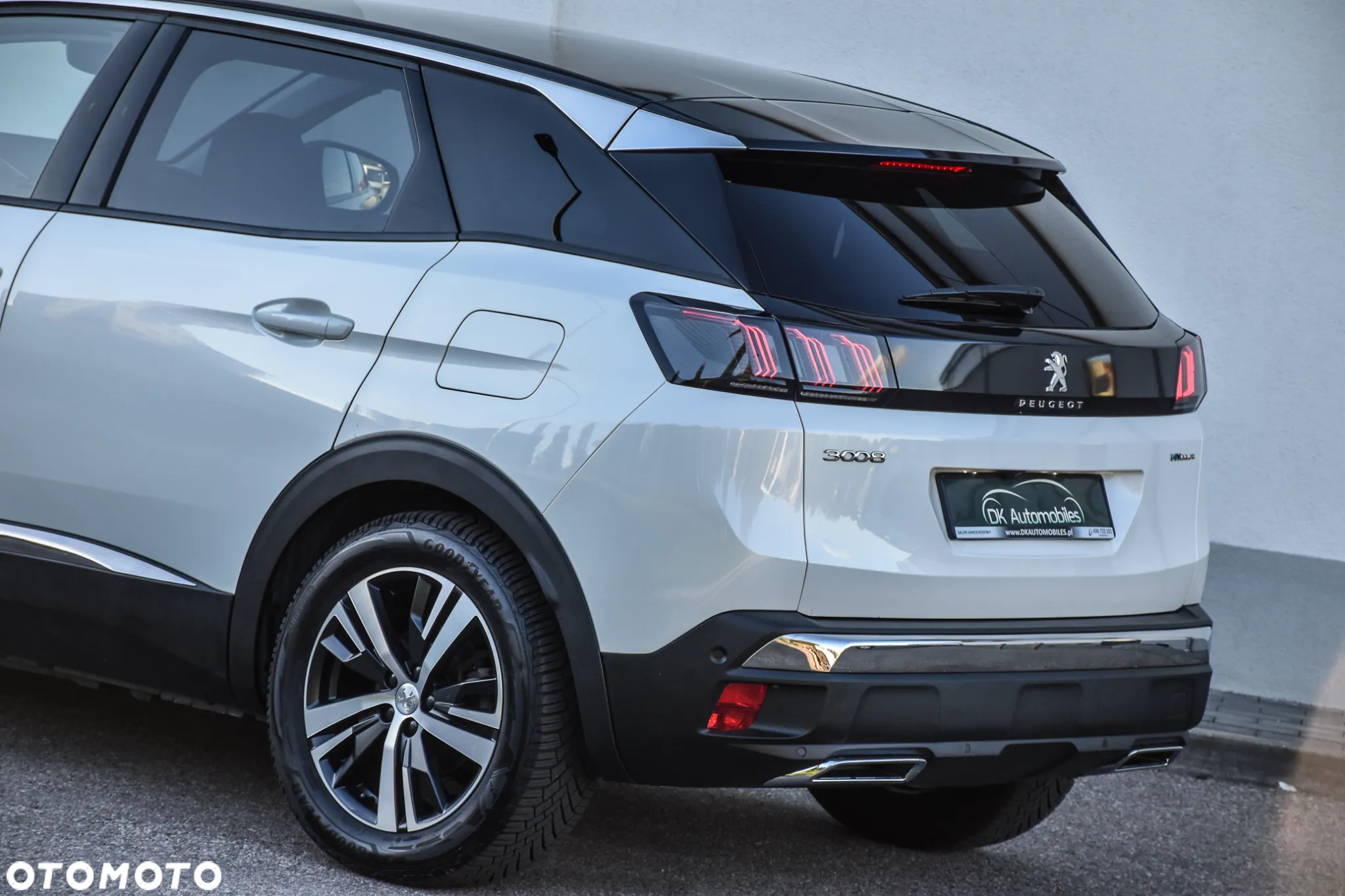 Peugeot 3008 1.6 PureTech Hybrid4 PHEV GT Pack S&S EAT8 - 11
