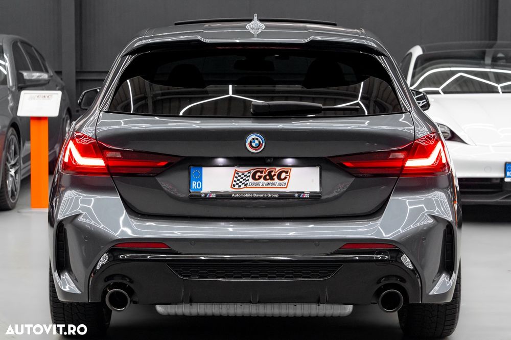 BMW M1 M135i xDrive AT - 26