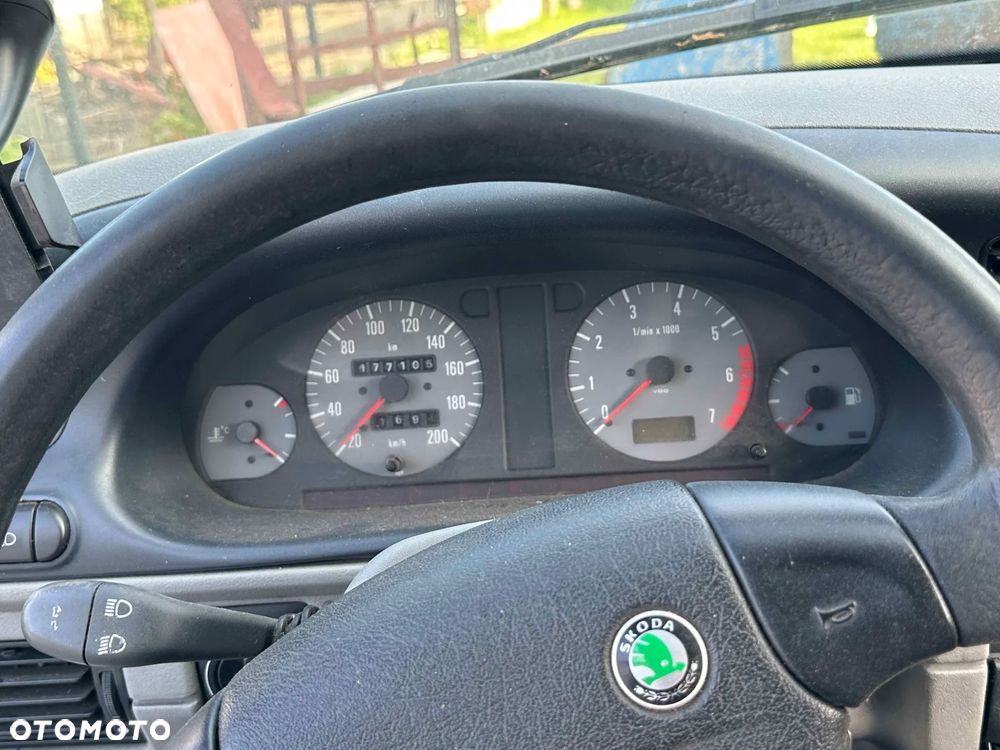 Skoda Felicia Kombi 1.6 GLXi - 8