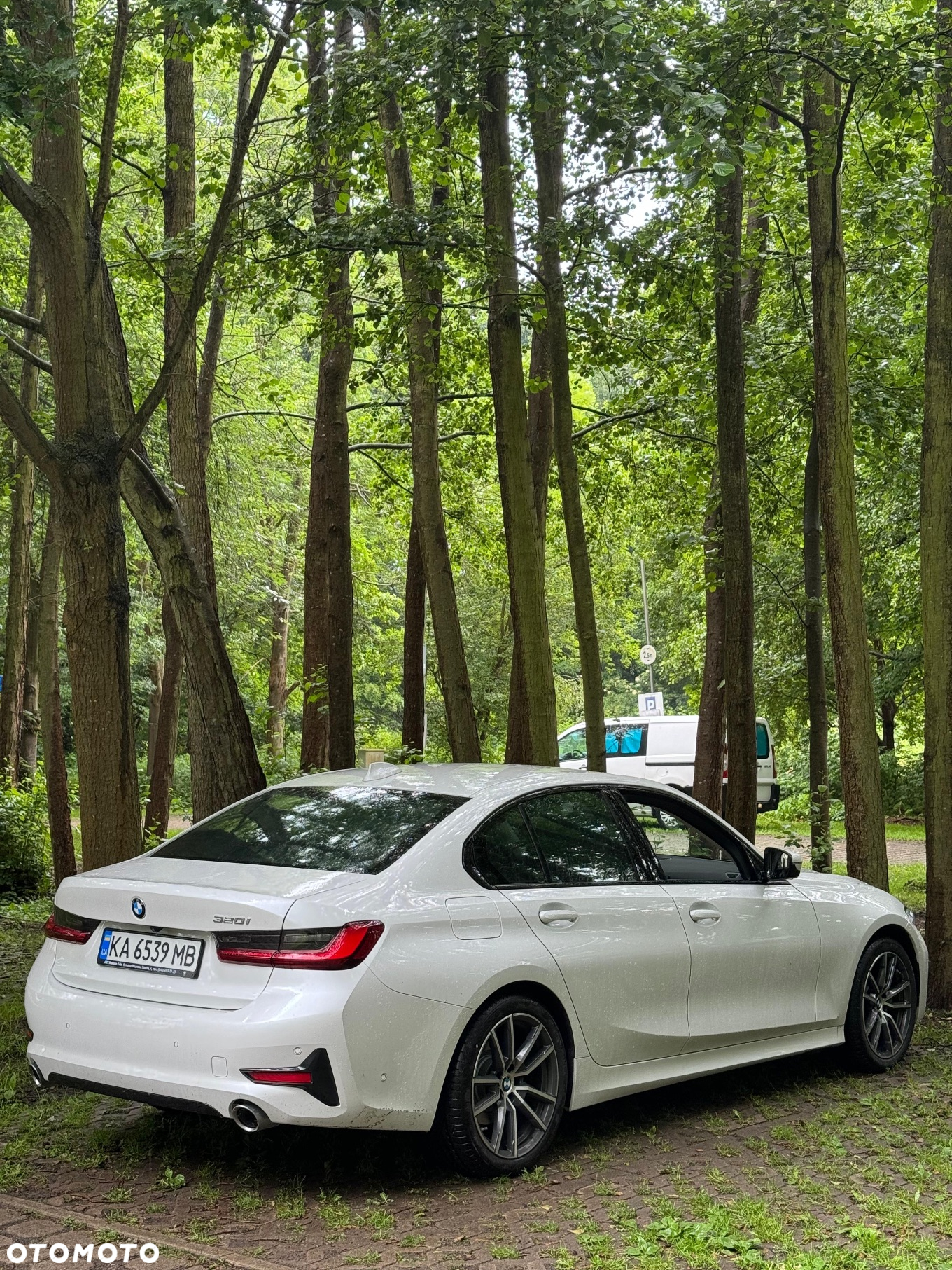 BMW Seria 3 320i Sport Line - 8