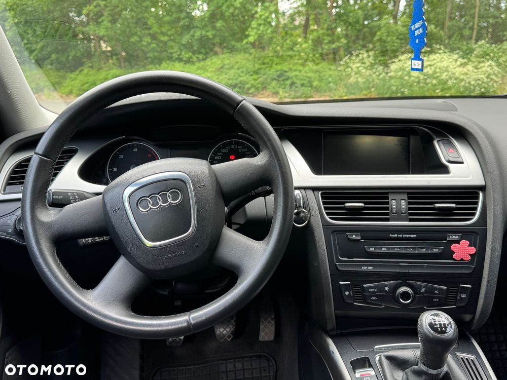 Audi A4 Avant 2.0 TDI e DPF Ambiente - 14