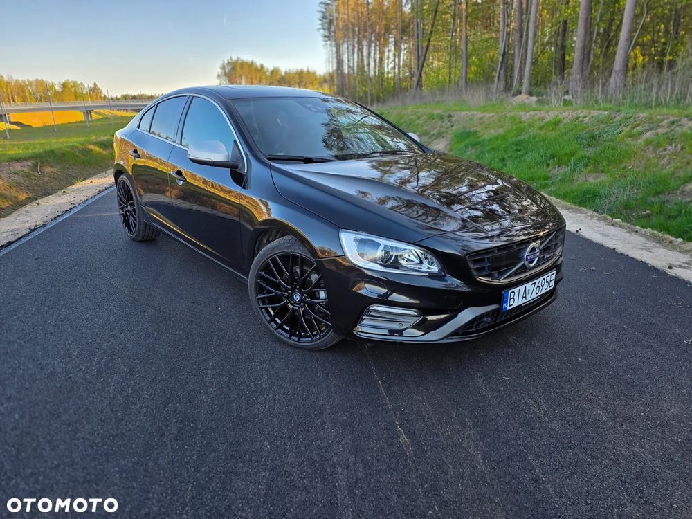 Volvo S60 T6 AWD Geartronic RDesign - 2