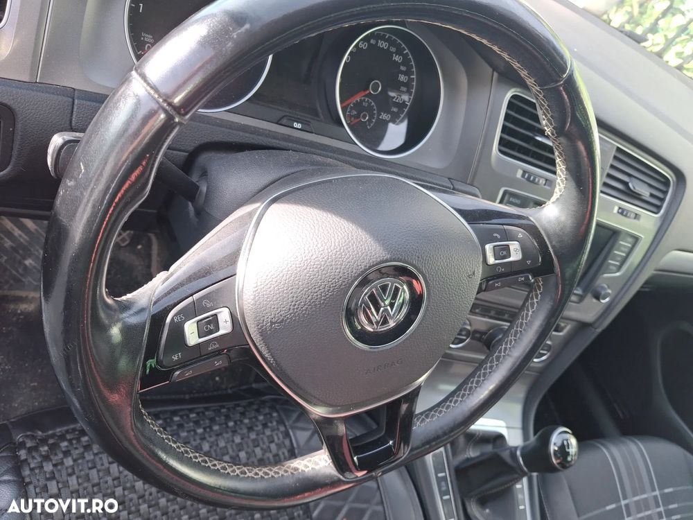 Volkswagen Golf 2.0 TDI 4Motion BlueMotion Technology Lounge - 7