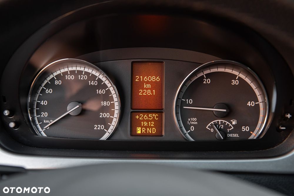Mercedes-Benz Viano - 13