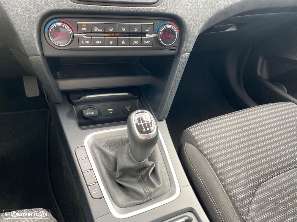 Kia XCeed 1.5 T-GDI Sport - 45