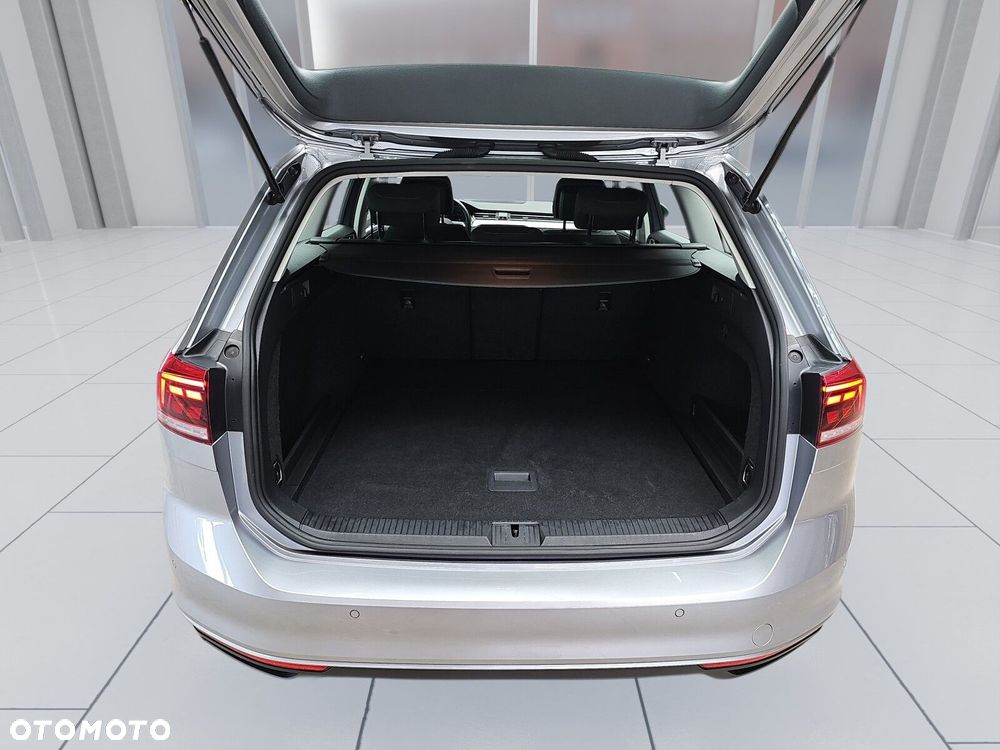 Volkswagen Passat 2.0 TDI EVO Business DSG - 22