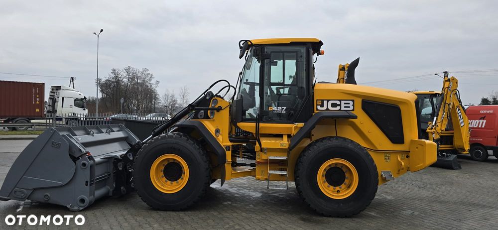 JCB - 2