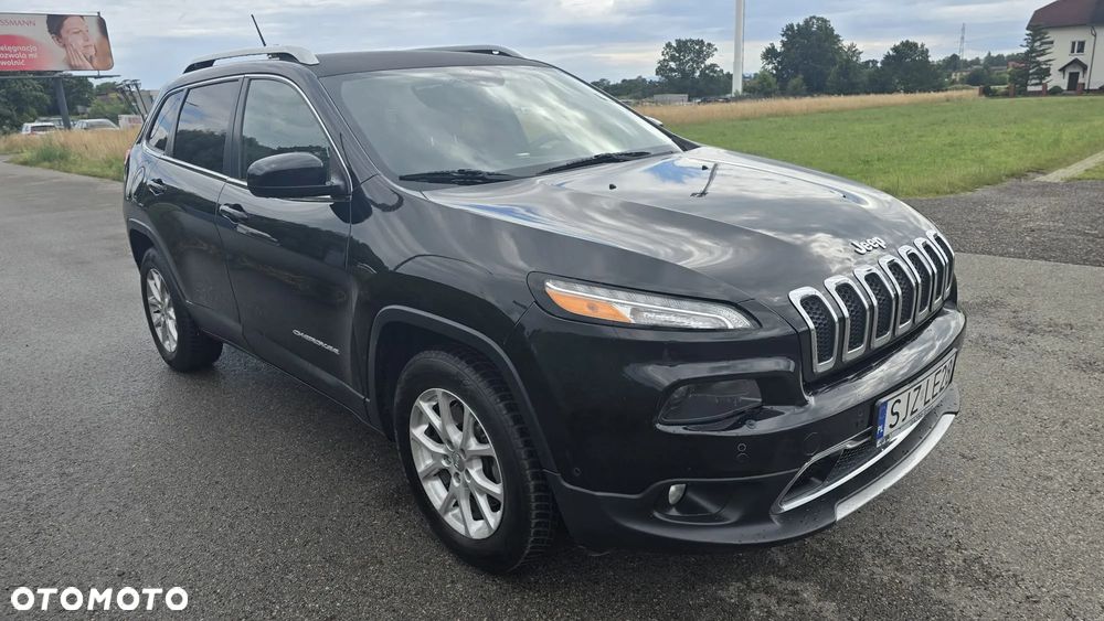 Jeep Cherokee - 1