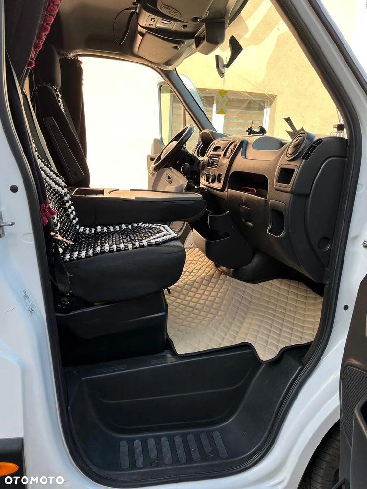 Renault Master - 1
