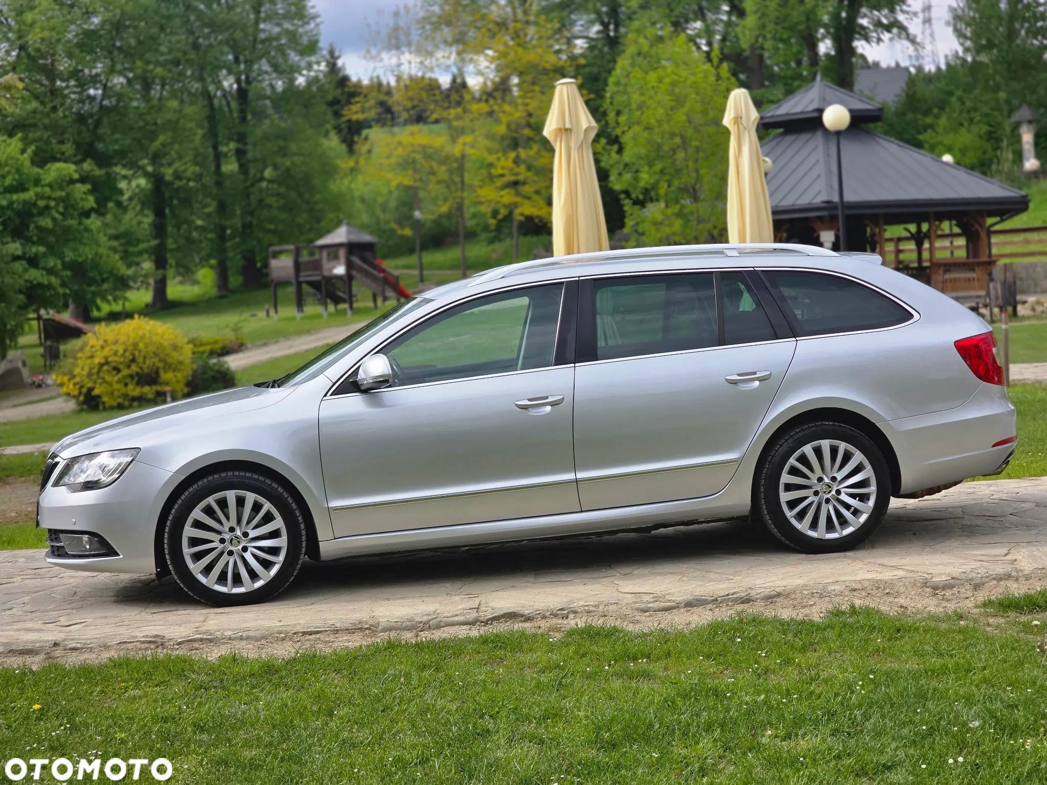 Skoda Superb 2.0 TDI Comfort DSG - 6