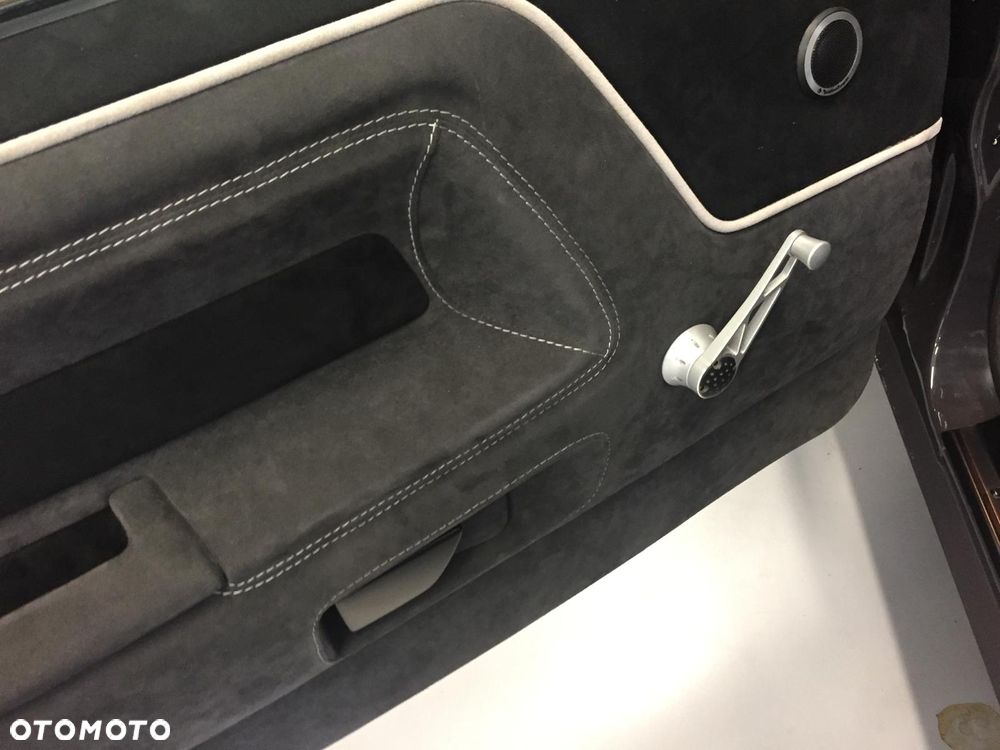 Dodge Challenger - 18