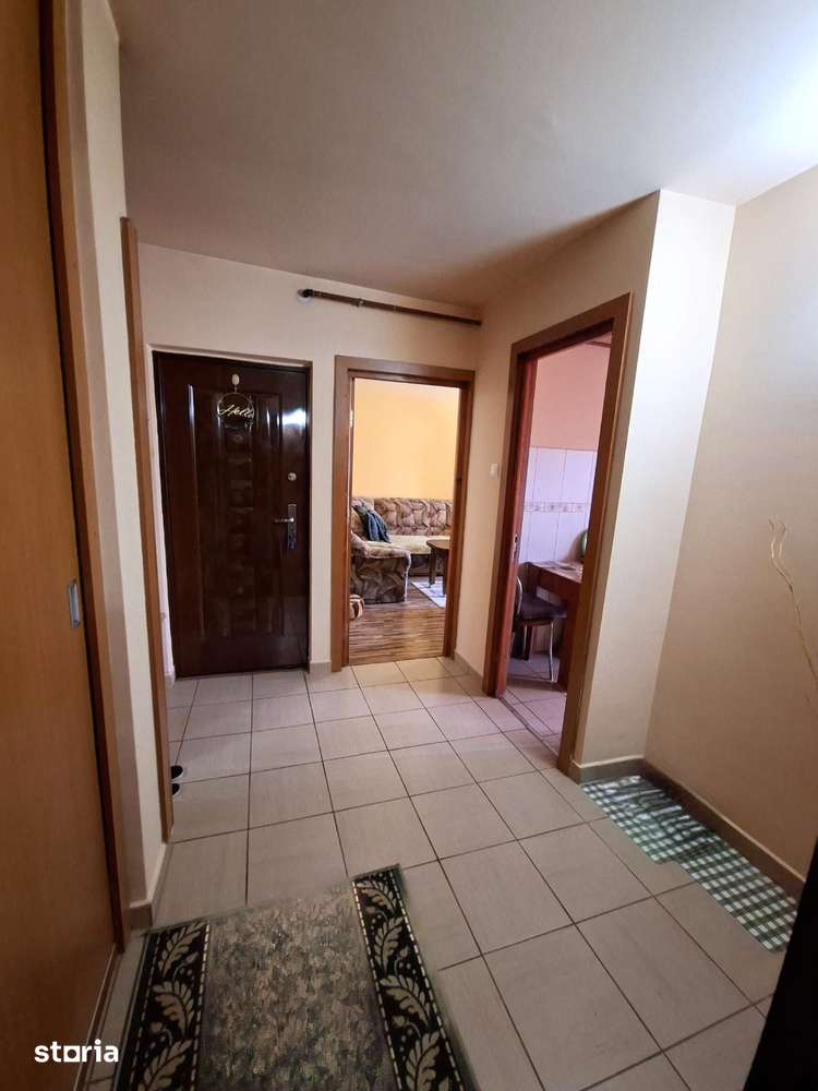 Apartament 3 camere decomandate, cu balcon ,zona Dacia ,centarala gaze — fotografia 3