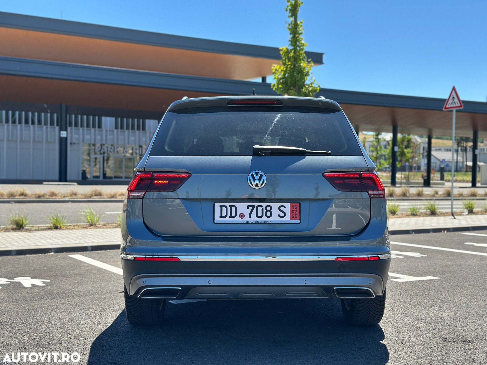 Volkswagen Tiguan Allspace 2.0 TDI SCR 4Motion DSG Highline - 5