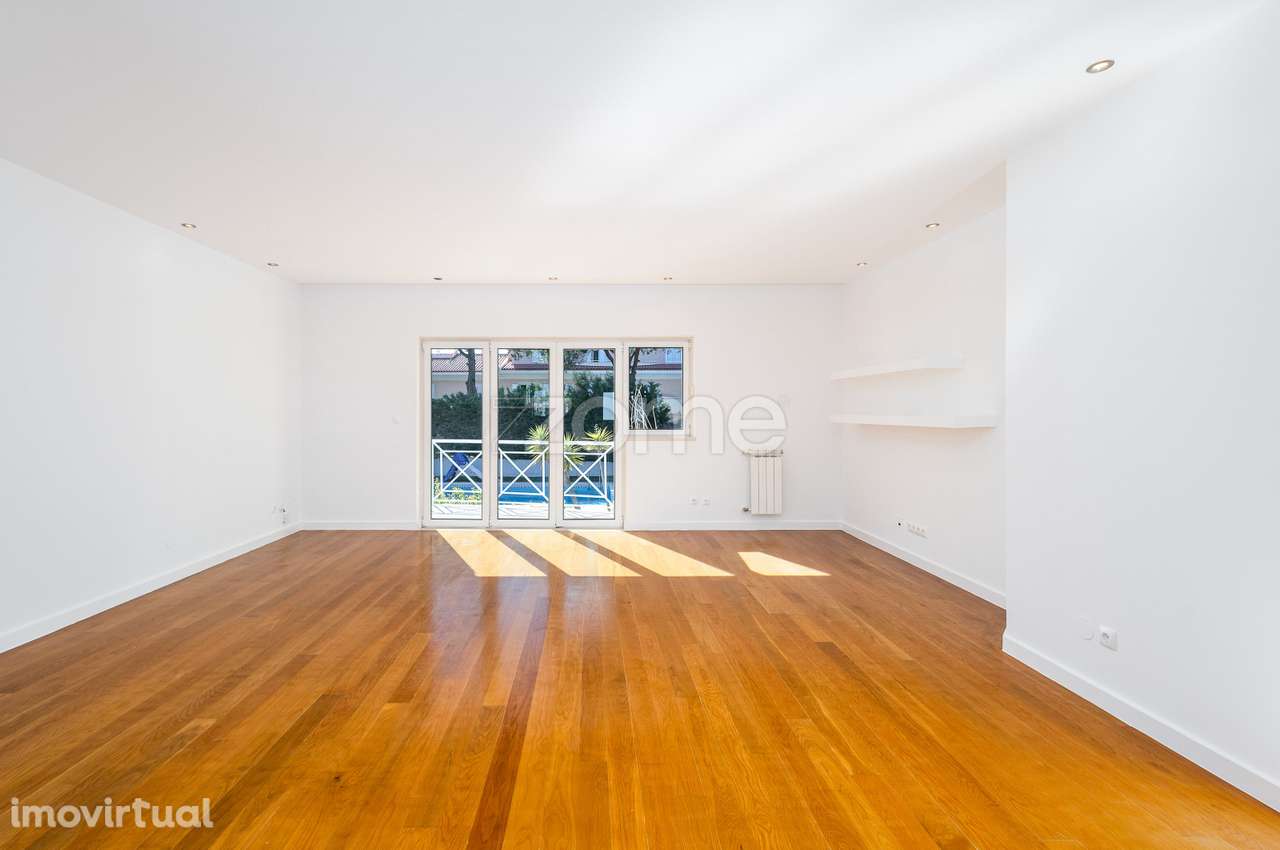 Apartamento T3 + 1 Duplex para Arrendar - Quinta das Patinhas, Cascais - Grande imagem: 2/37