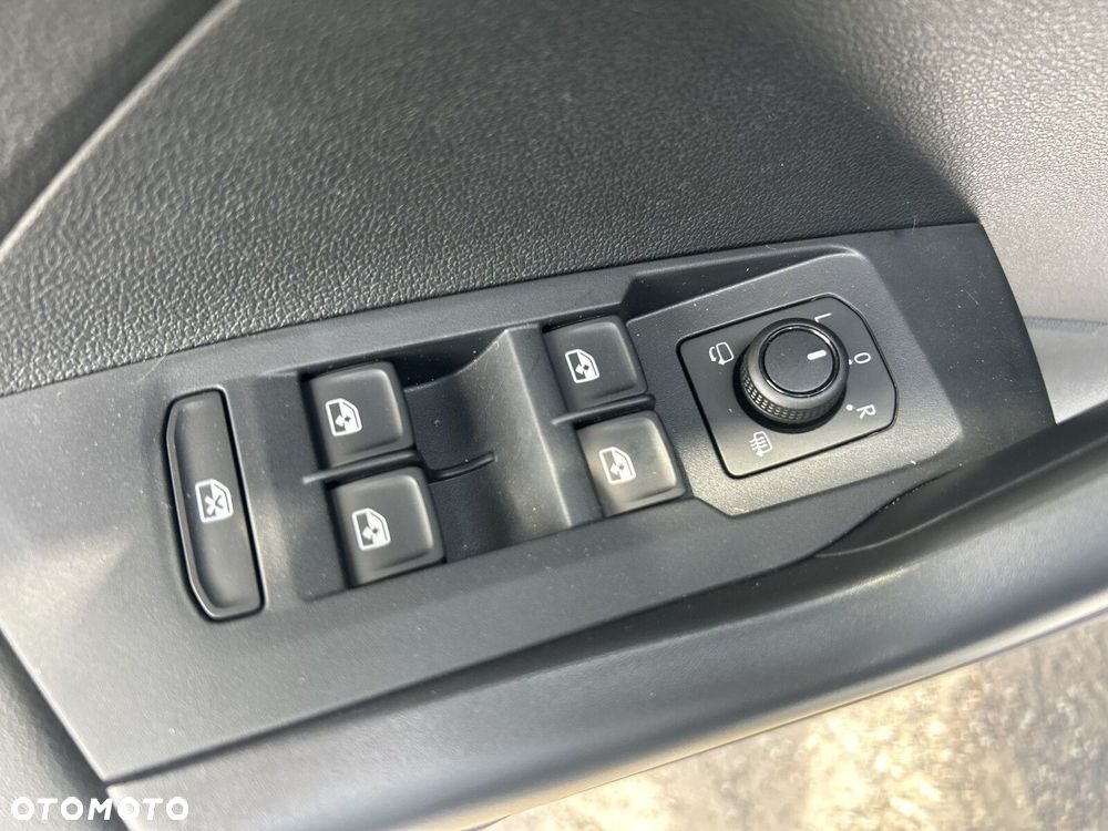 Volkswagen T-Cross - 22