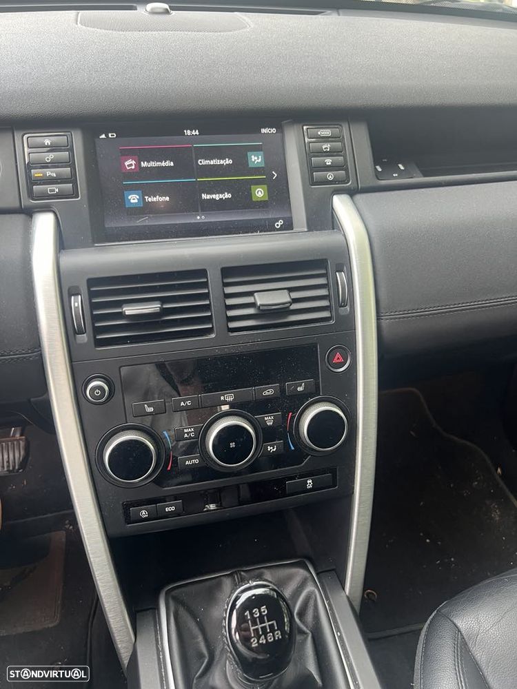 Land Rover Discovery Sport - 19