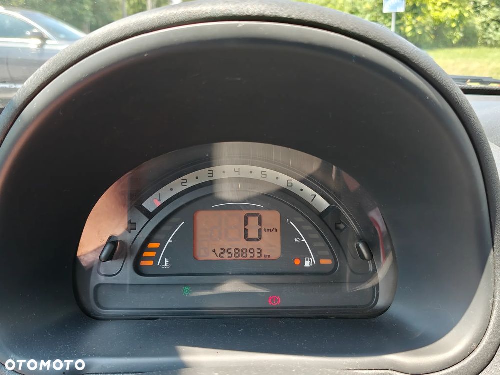 Citroën C3 1.4 SX - 21