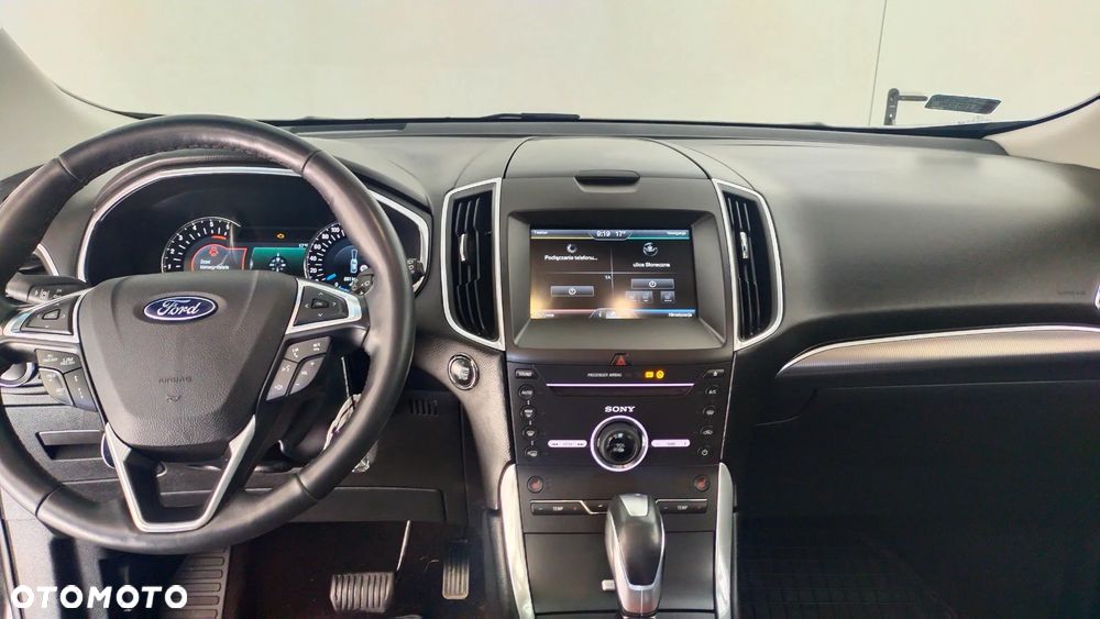 Ford Edge - 30