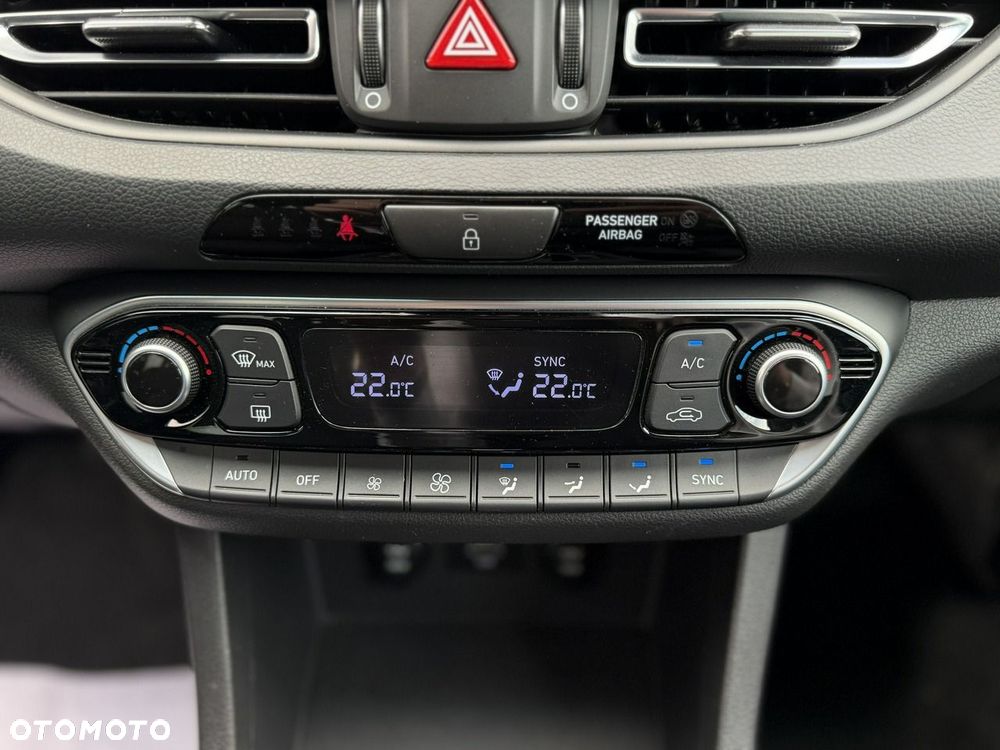 Hyundai i30 - 22