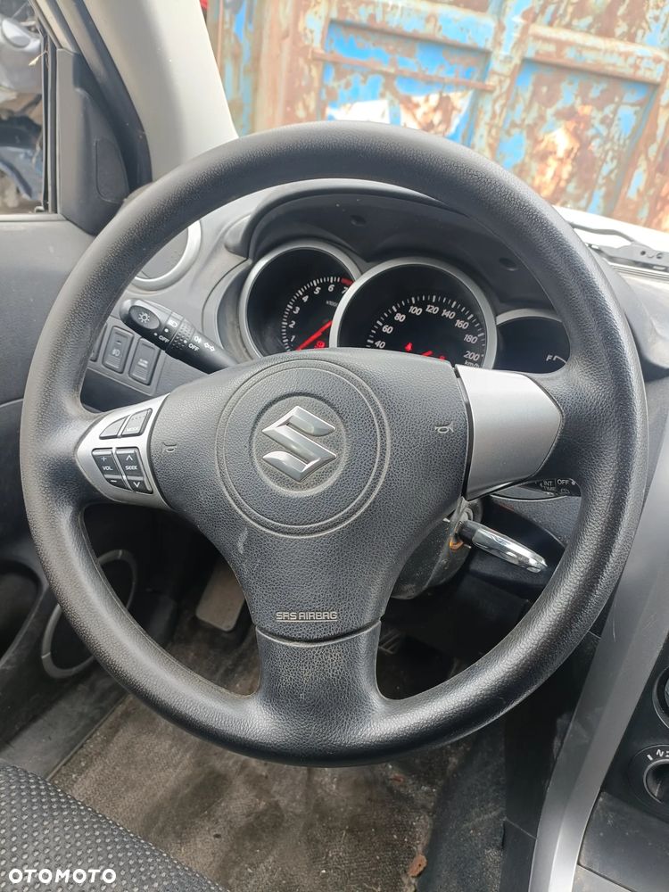 SUZUKI GRAND VITARA II 2 05-14 2005 r. kierownica (bez AIRBAG) - 1