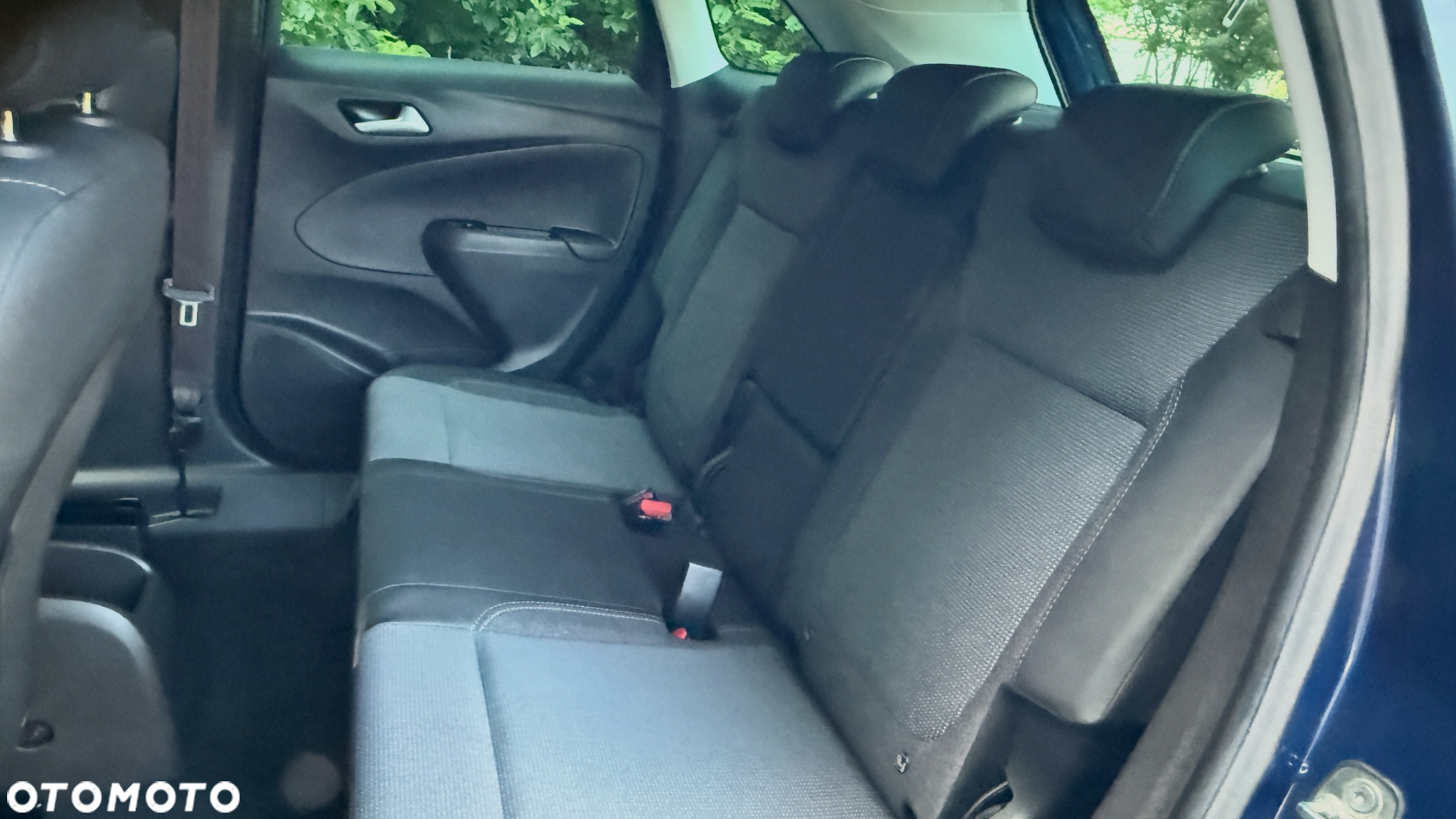 Opel Crossland X - 17
