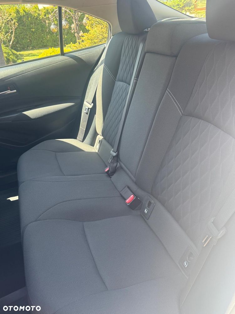 Toyota Corolla 1.6 Premium - 18