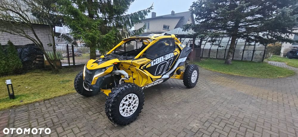 Can-Am Maverick - 8
