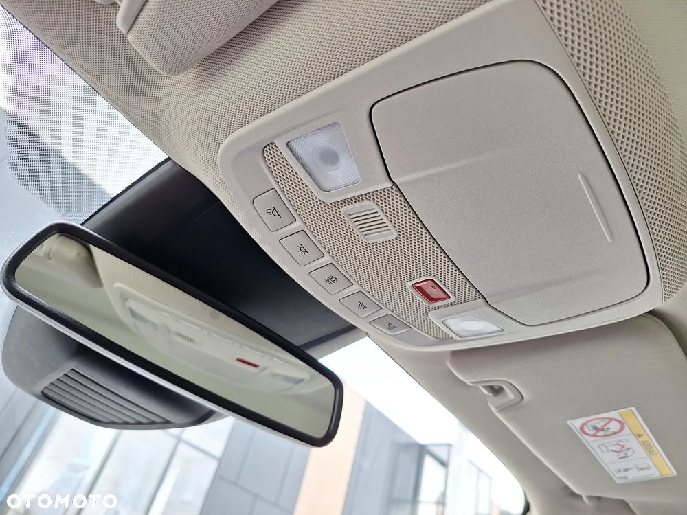 Ford Mondeo 2.0 EcoBlue Titanium - 38