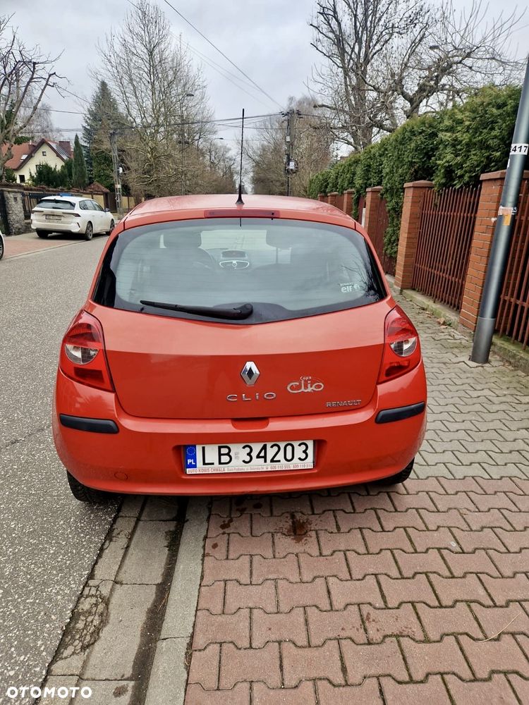 Renault Clio 1.2 16V Exception - 3