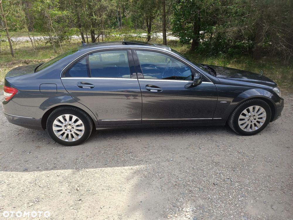 Mercedes-Benz Klasa C 220 CDI DPF Automatik BlueEFFICIENCY - 6