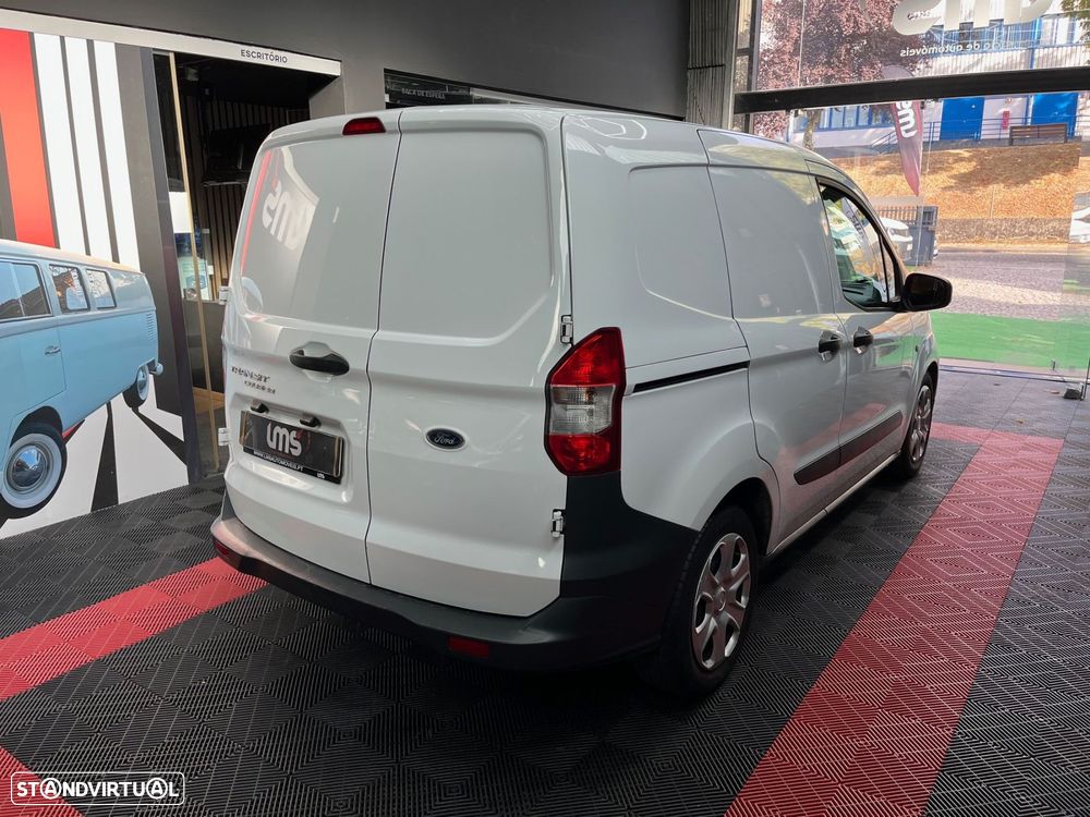 Ford Transit Courier 1.5 TDCi Ambiente - 4